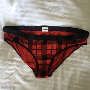 NWOT Me Undies Briefs
